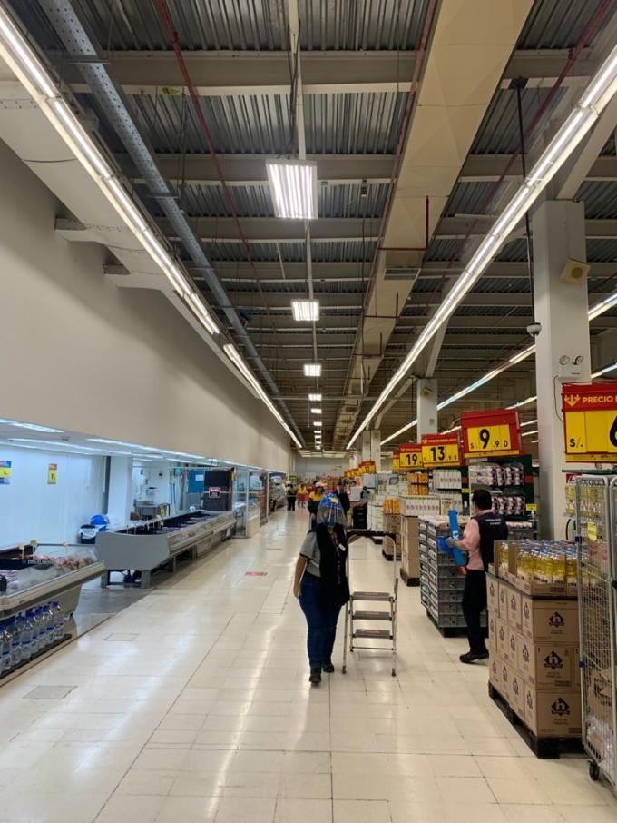Peru customer had installed the order of 8500pcs 22W T8 120CM LED Tube in supermarket Peru customer had installed the order of 8500pcs 22W T8 120CM LED Tube in supermarket