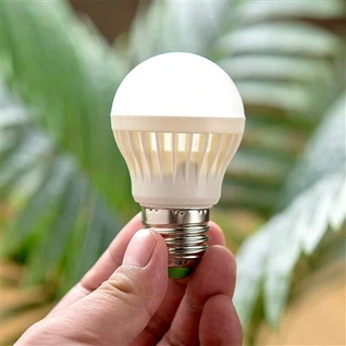 Bozza tad-Dawl LED għal Salons tal-Parrukkiera