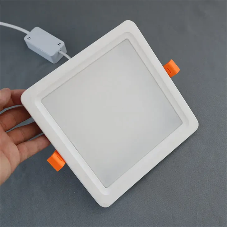 Ultra-Dawl tal-Panew LED Pjazza Irqiq f'Għażliet 7W-30W|Installazzjoni ta' Muntaġġ Riċessa jew tal-wiċċ